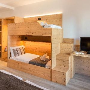 Classic Quadruple Room